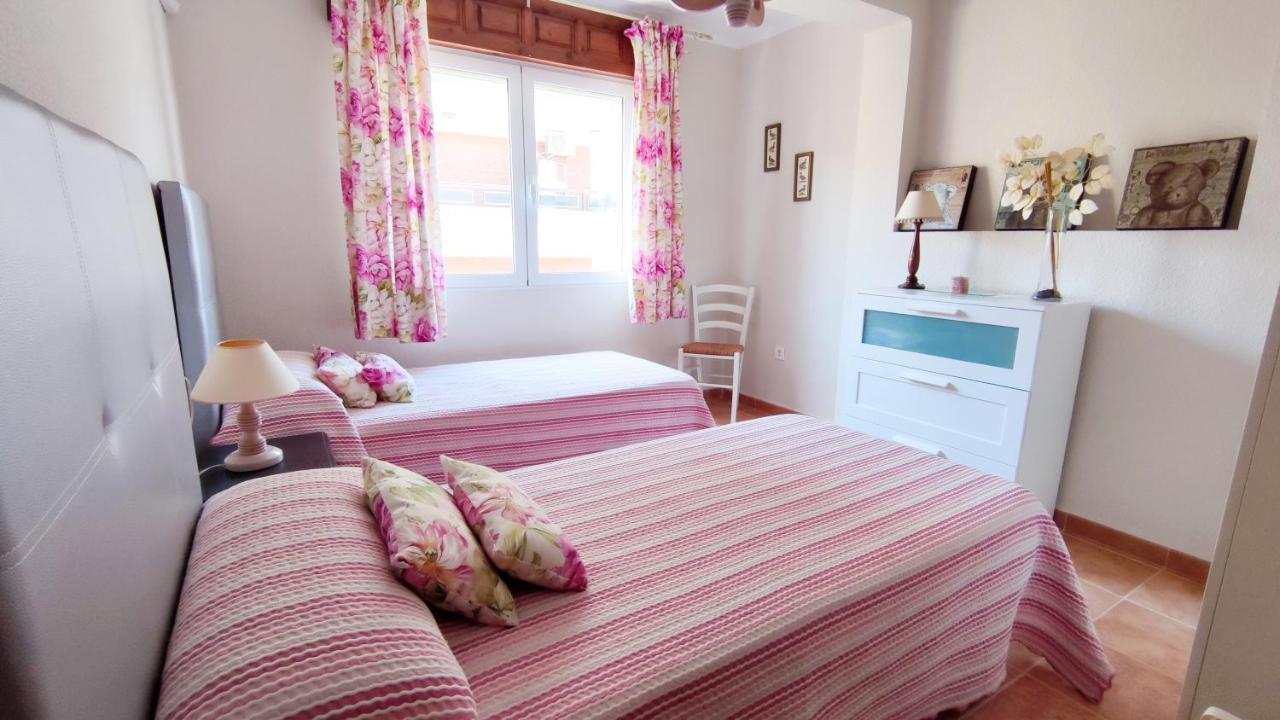 Center Of The Sea, Three Rooms - Alojamientos La Torre Торре-дель-Мар Экстерьер фото